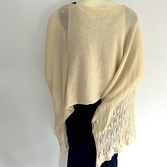 🌲❄️🎁 wearable wrap with sleeves - Picture 3 of 3